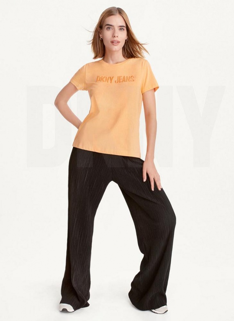 DKNY Kurzes Sleeve Embossed Logo T-shirts Damen Gelb | Austria_D0775